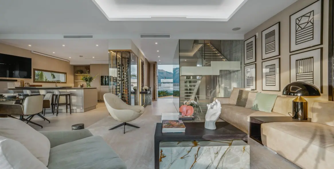 Продажа дома на две семьи в Nueva Andalucía (район Nueva Andalucía) 7