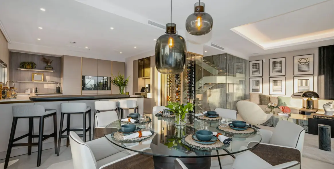 Продажа дома на две семьи в Nueva Andalucía (район Nueva Andalucía) 8