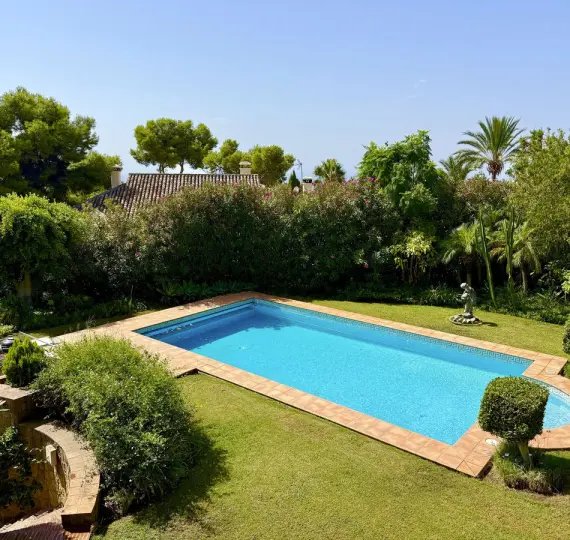 Villa independiente R5079865