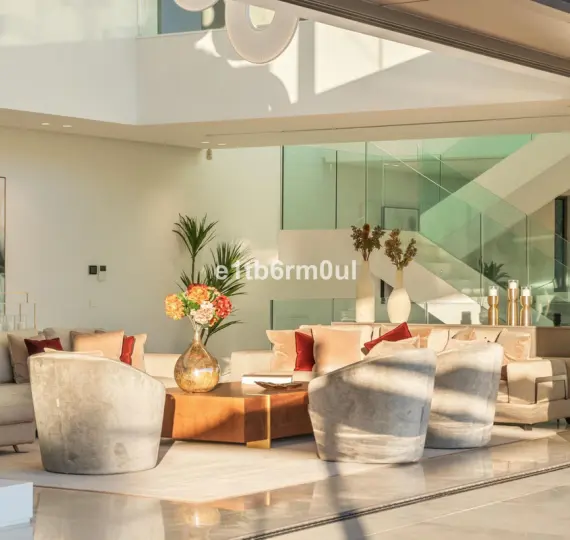 Villa independiente R5061943