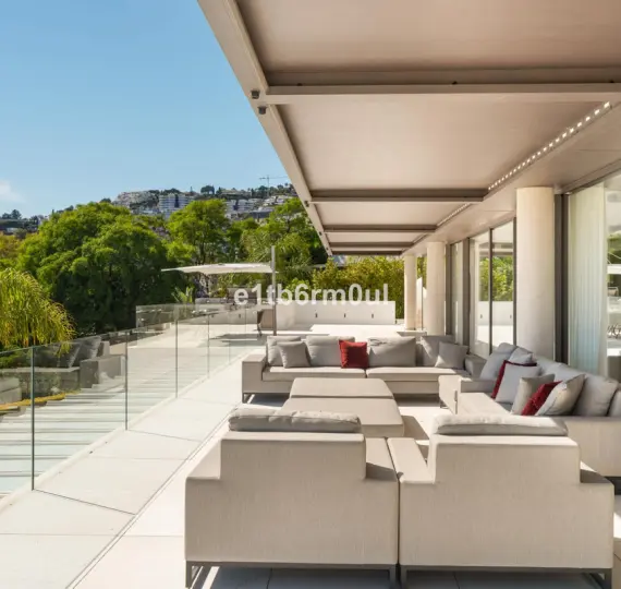 Villa independiente R5061943