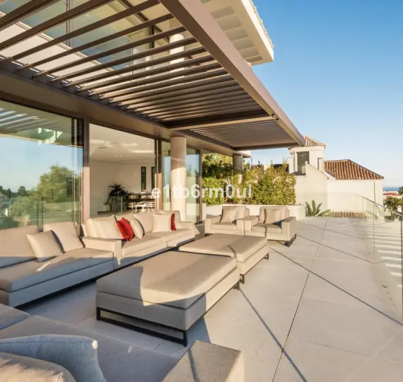 Villa independiente R5061943