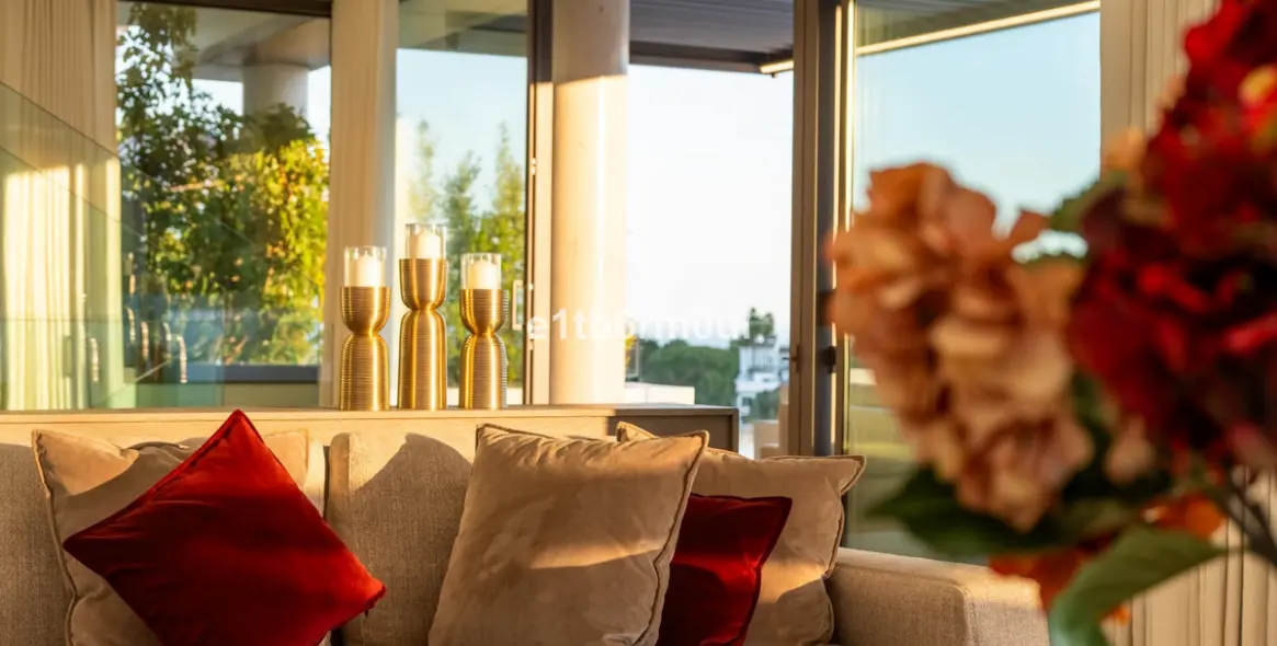 Продажа  отдельно стоящей виллы в La Quinta 19