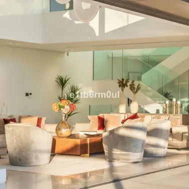 Venta de villa independiente en La Quinta