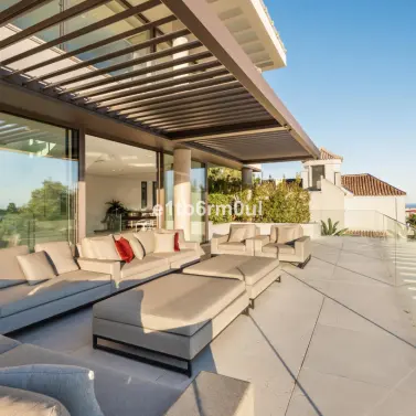 Venta de villa independiente en La Quinta