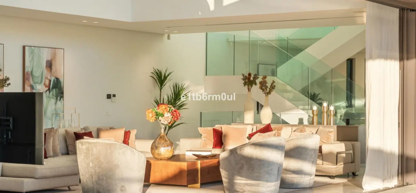 Venta de villa independiente en La Quinta 1