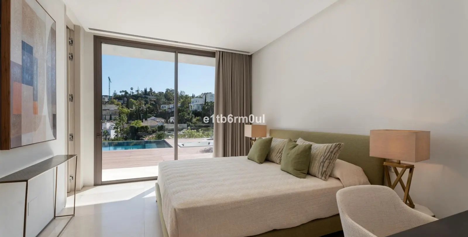 Sale of detached villa in La Quinta 44