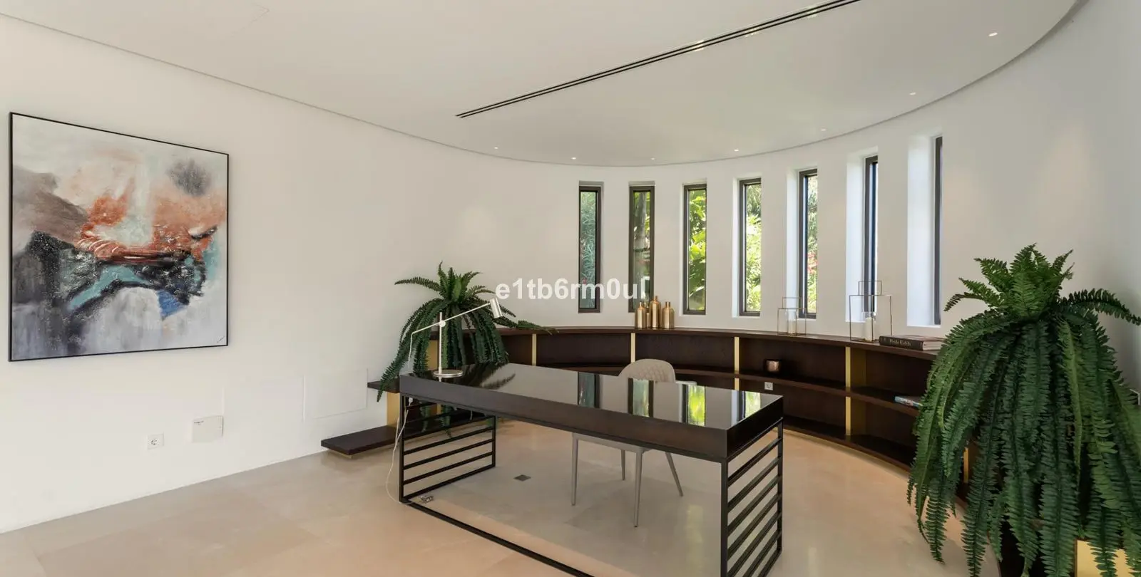 Sale of detached villa in La Quinta 52