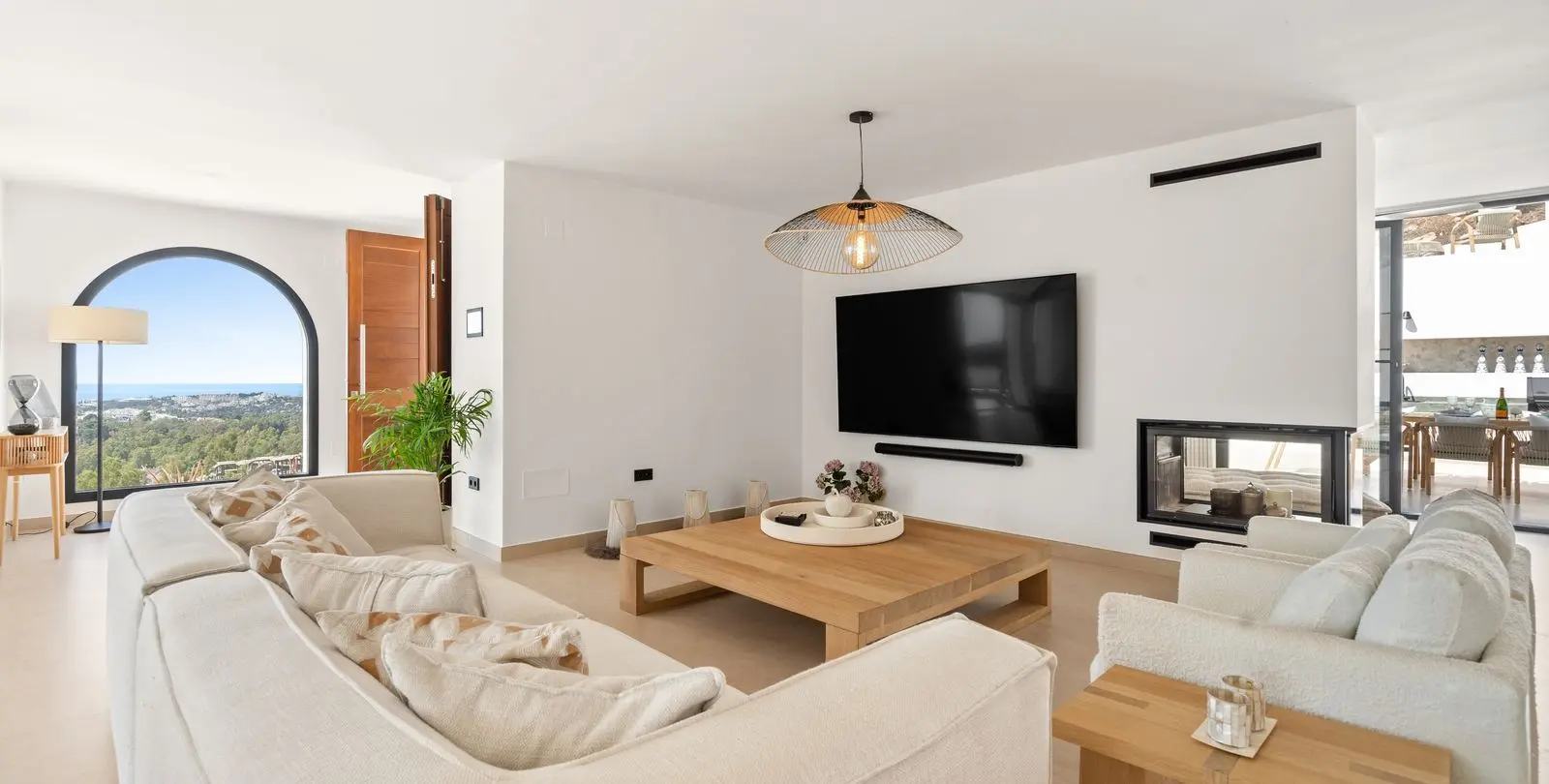 Sale of detached villa in Nueva Andalucía 21
