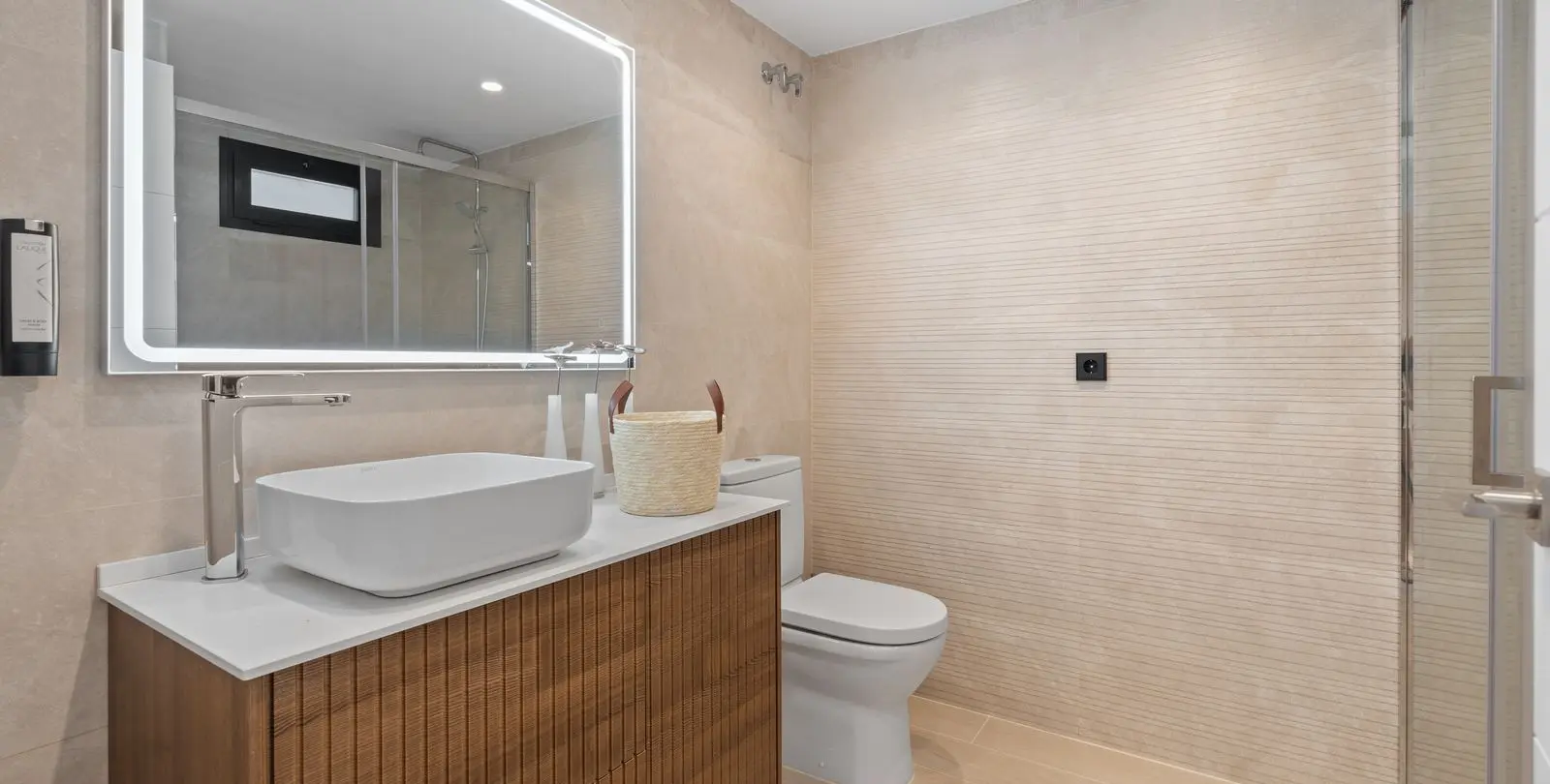 Sale of detached villa in Nueva Andalucía 51
