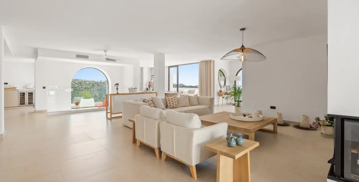 Venta de villa independiente en Nueva Andalucía 7