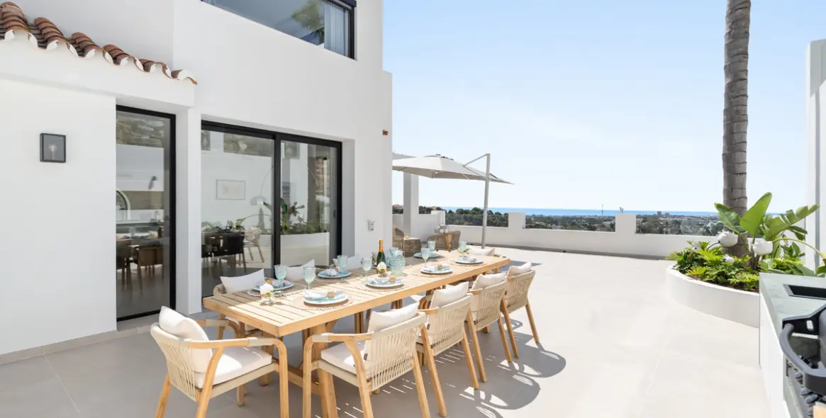 Venta de villa independiente en Nueva Andalucía 10