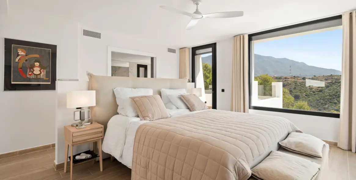 Продажа  отдельно стоящей виллы в Nueva Andalucía 27