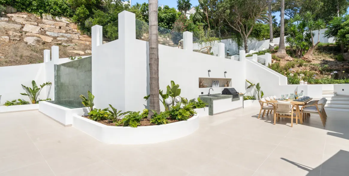 Продажа  отдельно стоящей виллы в Nueva Andalucía 46