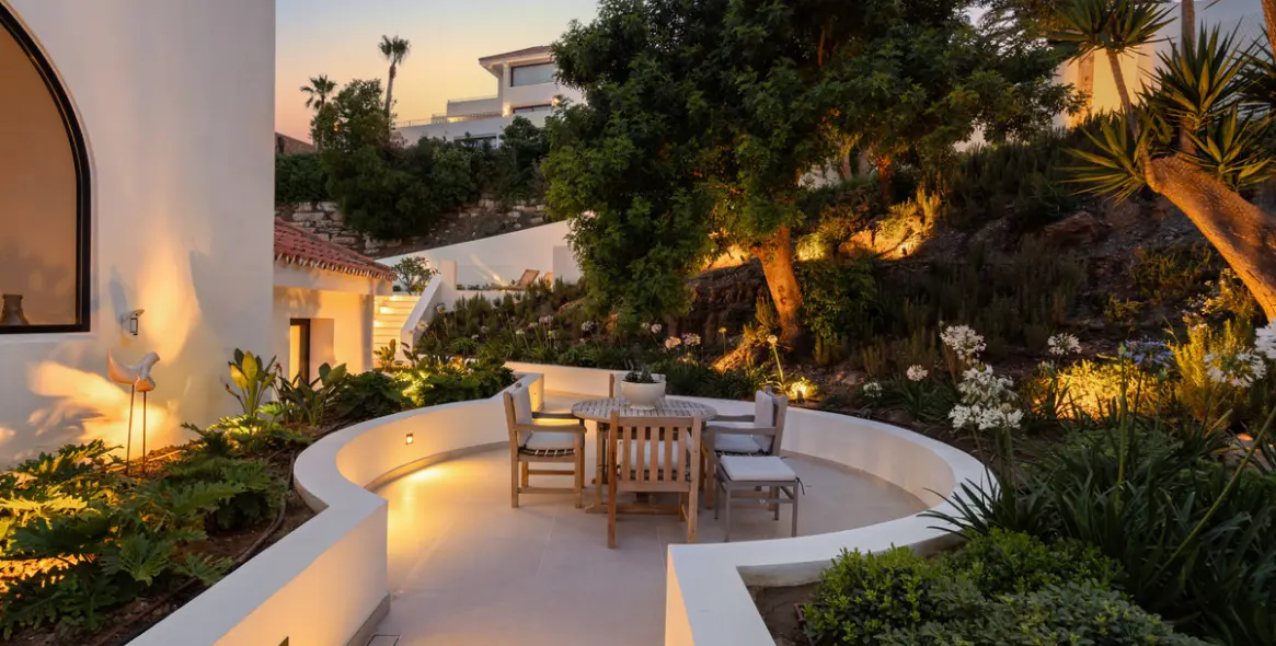 Продажа  отдельно стоящей виллы в Nueva Andalucía 54