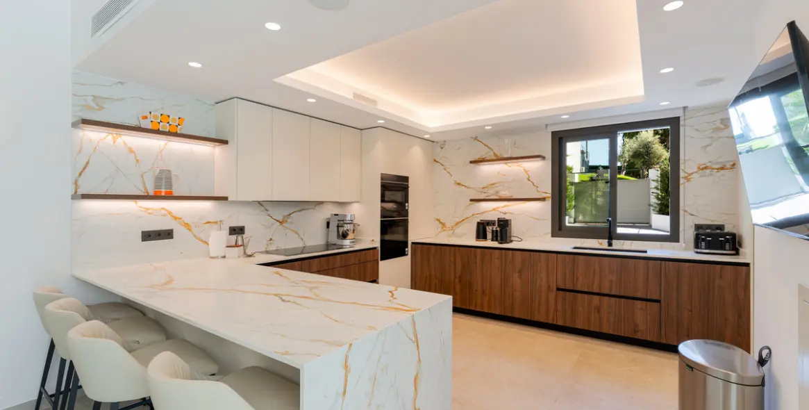 Venta de villa independiente en Nueva Andalucía 7