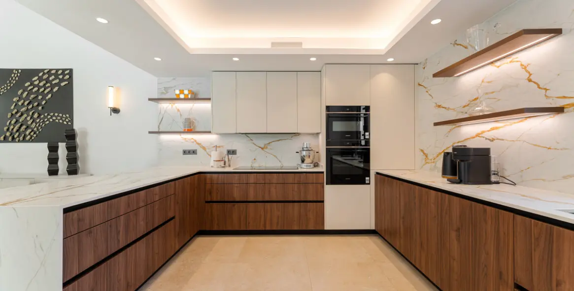 Venta de villa independiente en Nueva Andalucía 9