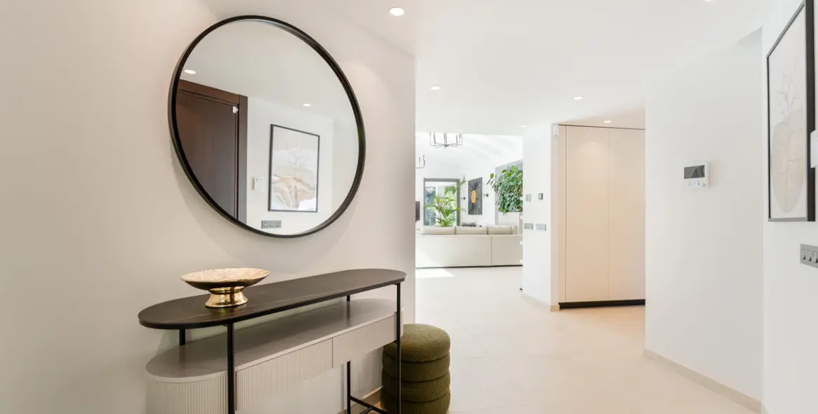 Venta de villa independiente en Nueva Andalucía 11