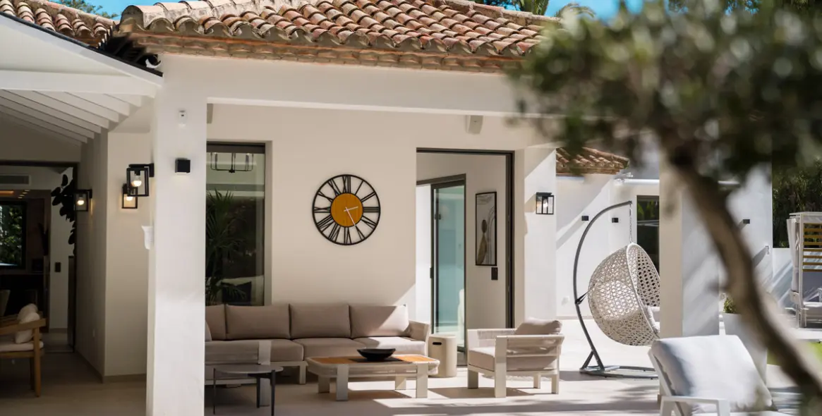 Sale of detached villa in Nueva Andalucía 40