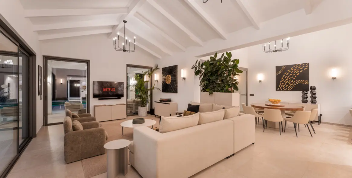 Sale of detached villa in Nueva Andalucía 47