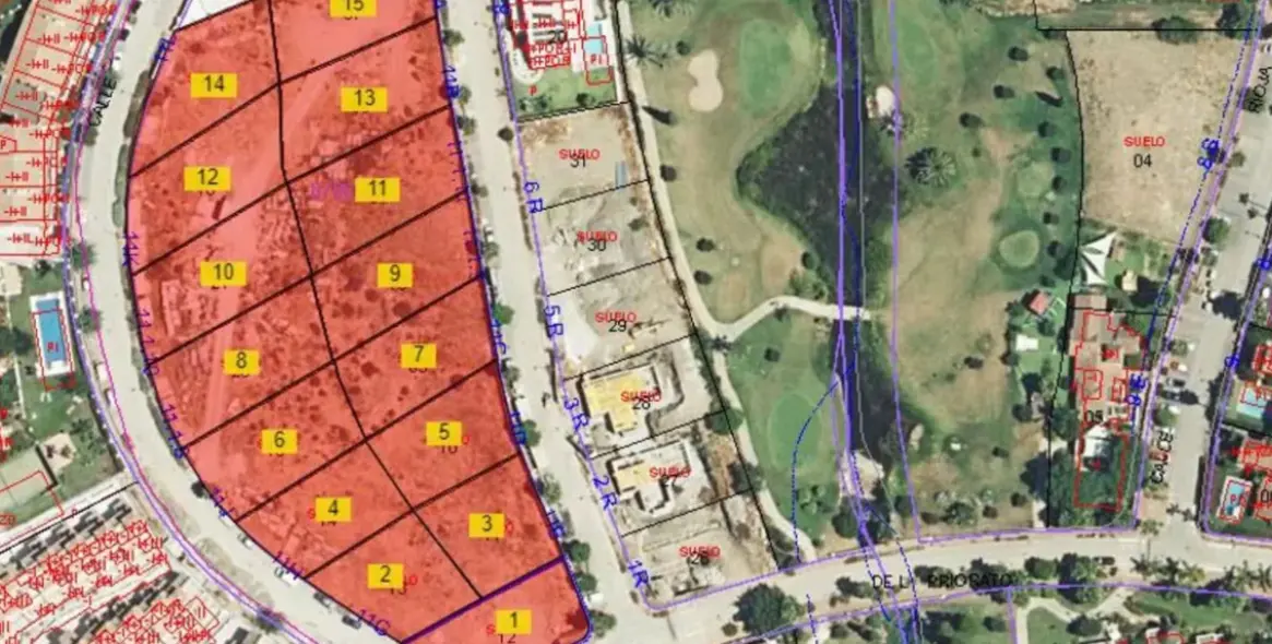 Продажа  жилого участка в Estepona (район Estepona) 3