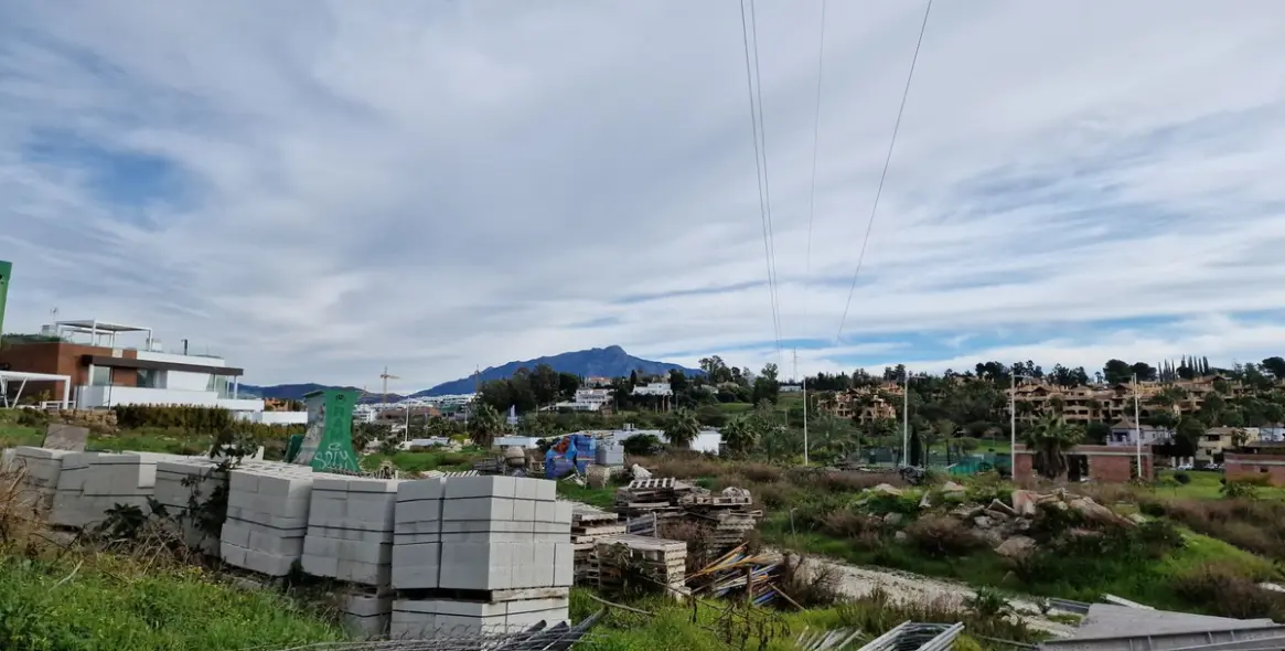 Продажа  жилого участка в Estepona (район Estepona) 6