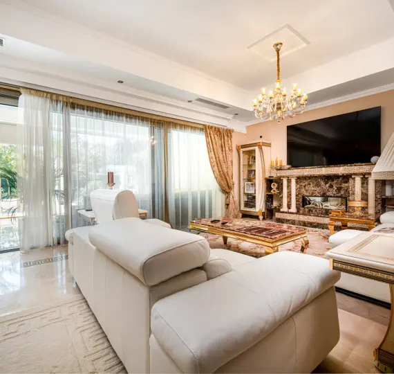 Detached villa R5120077