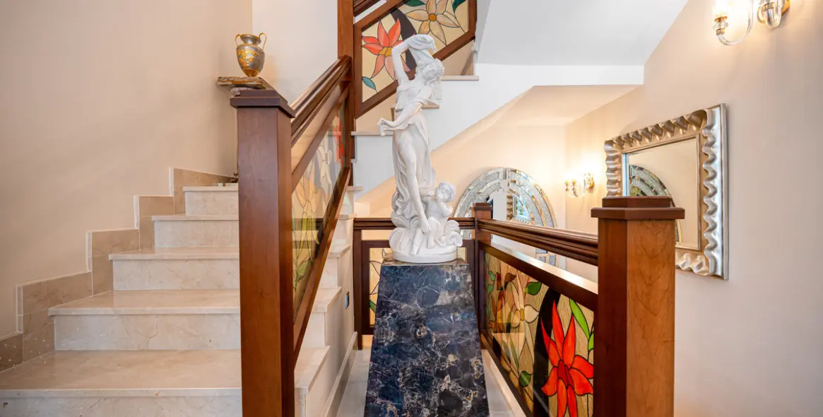 Sale of detached villa in Marbella (district Marbella) 3