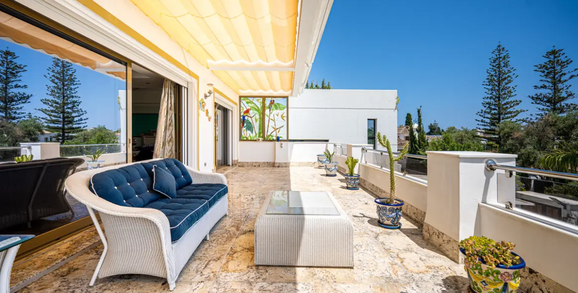 Sale of detached villa in Marbella (district Marbella) 6