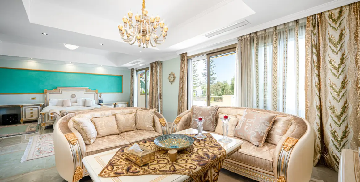 Sale of detached villa in Marbella (district Marbella) 10