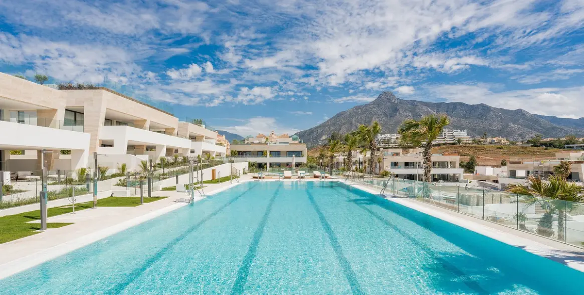 Долгосрочная аренда апартаментов на первом этаже в Marbella (район The Golden Mile) 2