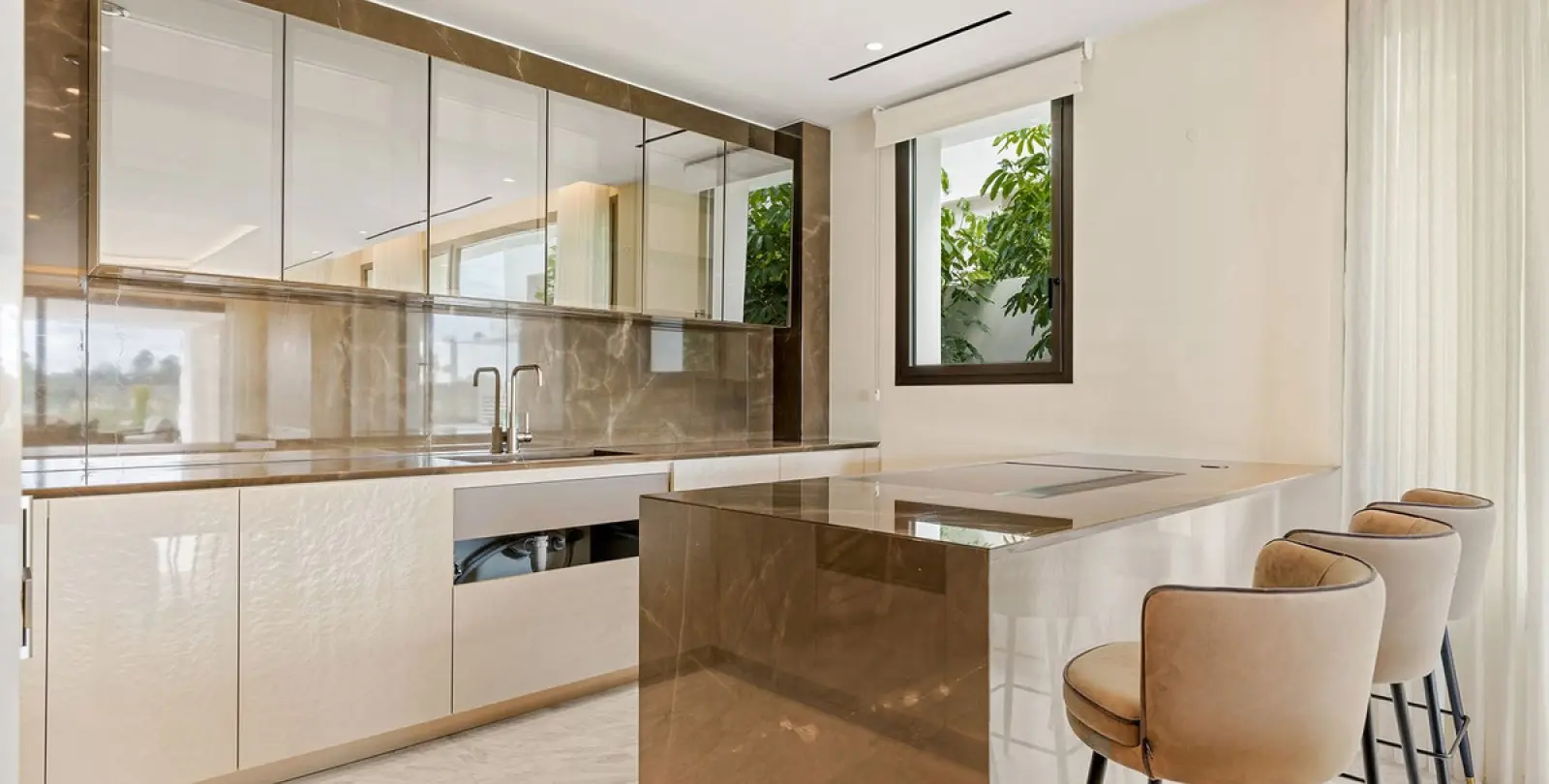 Alquiler a largo plazo de apartamento en planta baja en The Golden Mile 6