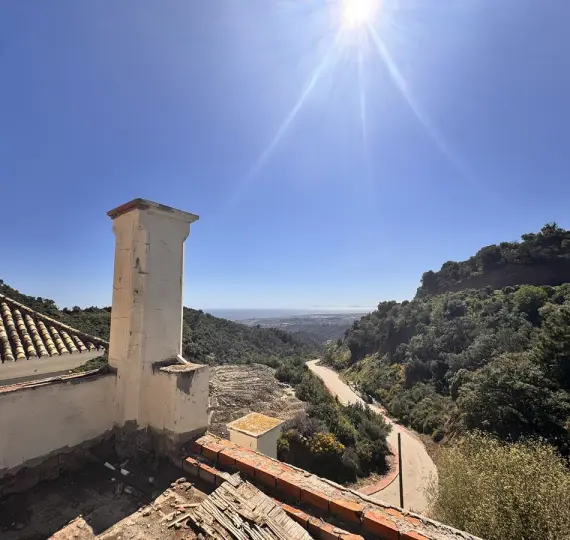 Sale of residential plot in Istán