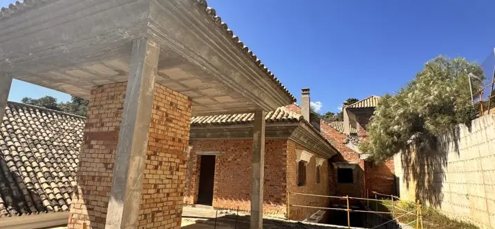 Sale of residential plot in Istán 3