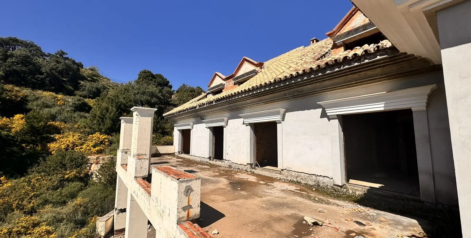 Venta de parcela residencial en Istán 8