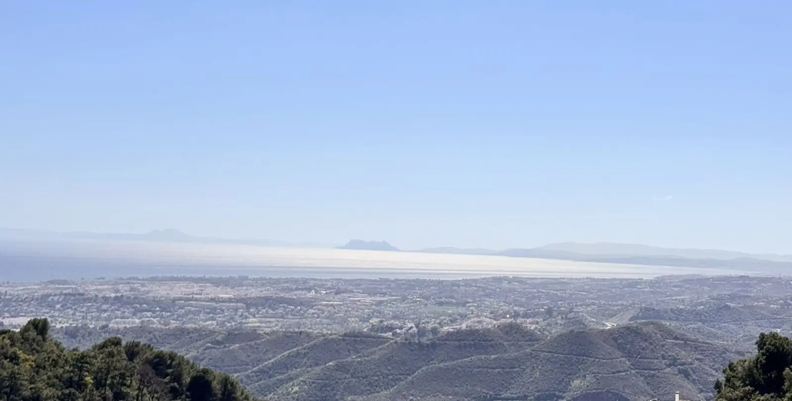 Venta de parcela residencial en Istán 15