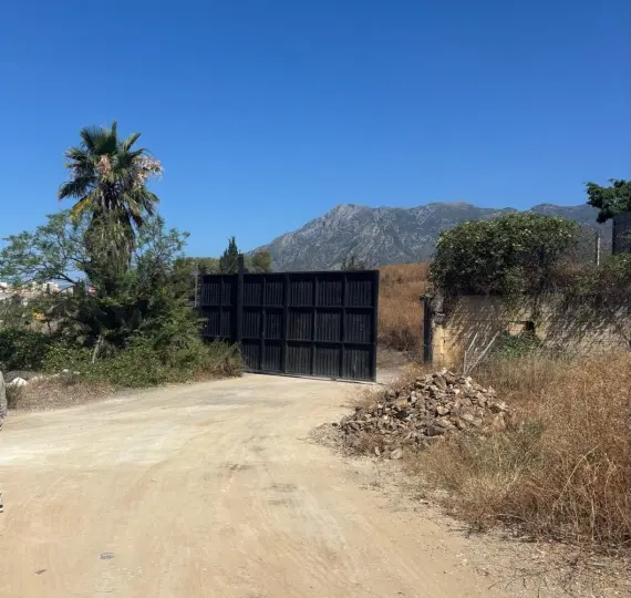 Продажа  коммерческого участка в Marbella