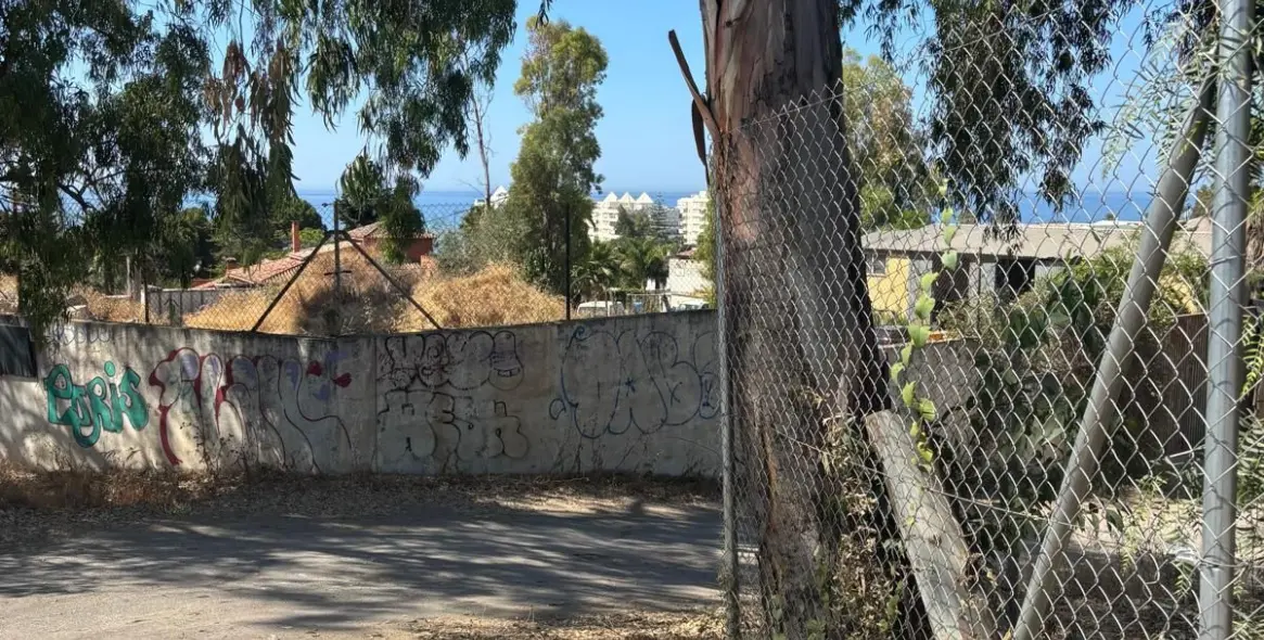 Продажа  коммерческого участка в Marbella 4