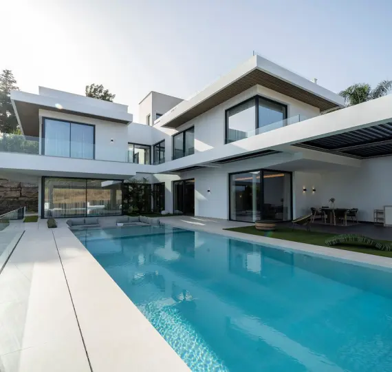 Venta de villa independiente en El Paraiso