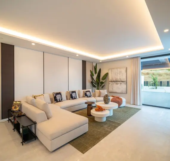 Venta de villa independiente en El Paraiso