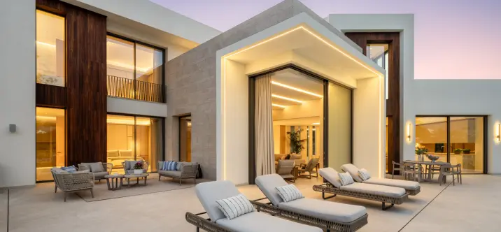 Sale of detached villa in Nueva Andalucía 1