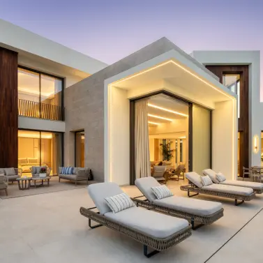 Venta de villa independiente en Nueva Andalucía