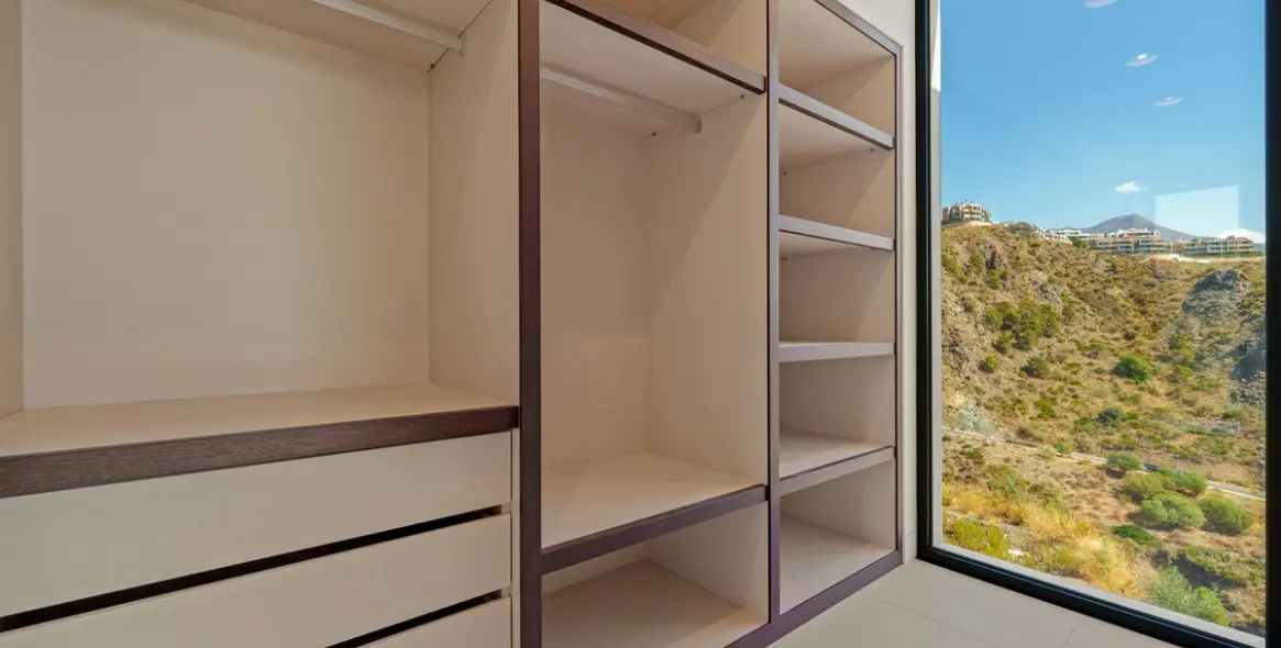 Продажа  отдельно стоящей виллы в Benahavís (район La Quinta) 10