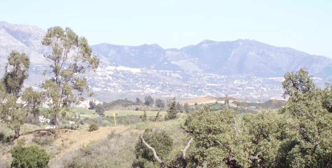 Sale of residential plot in Mijas 11