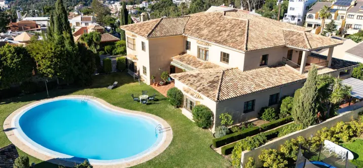 Oтдельно стоящая вилла R4921291 0