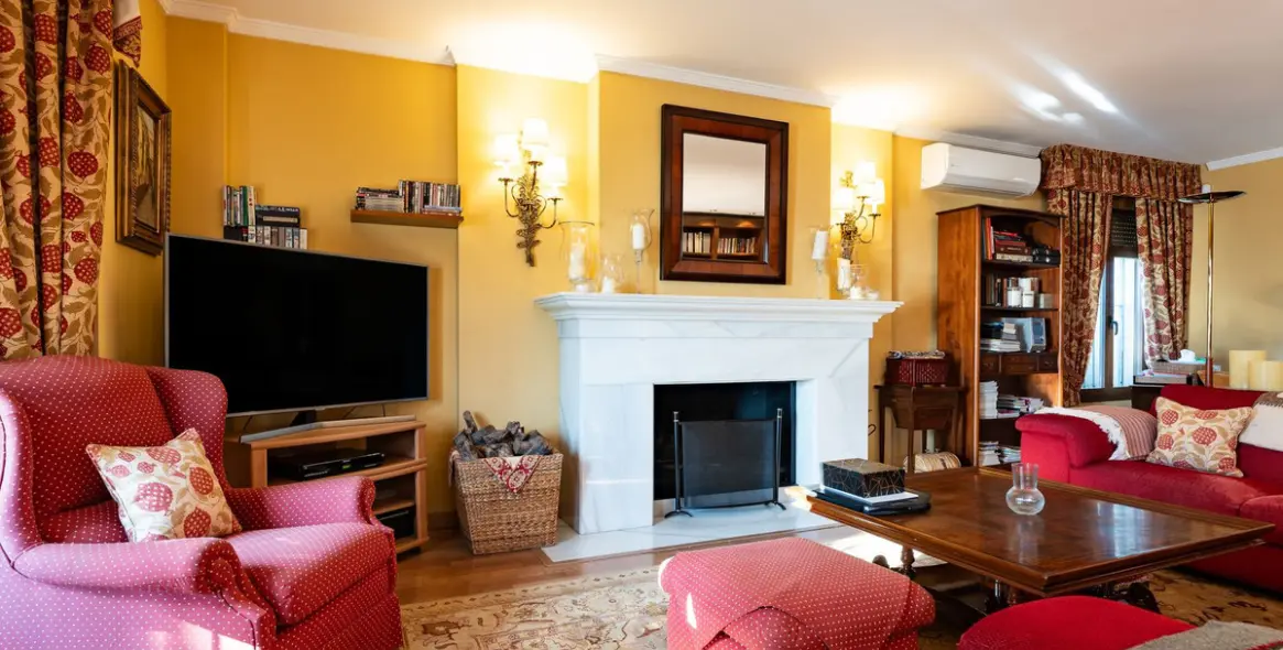 Продажа  отдельно стоящей виллы в Malaga (район Málaga Este) 10