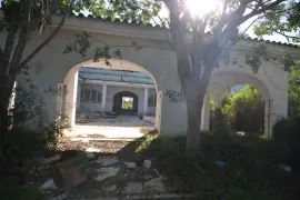 Image 6 thumb