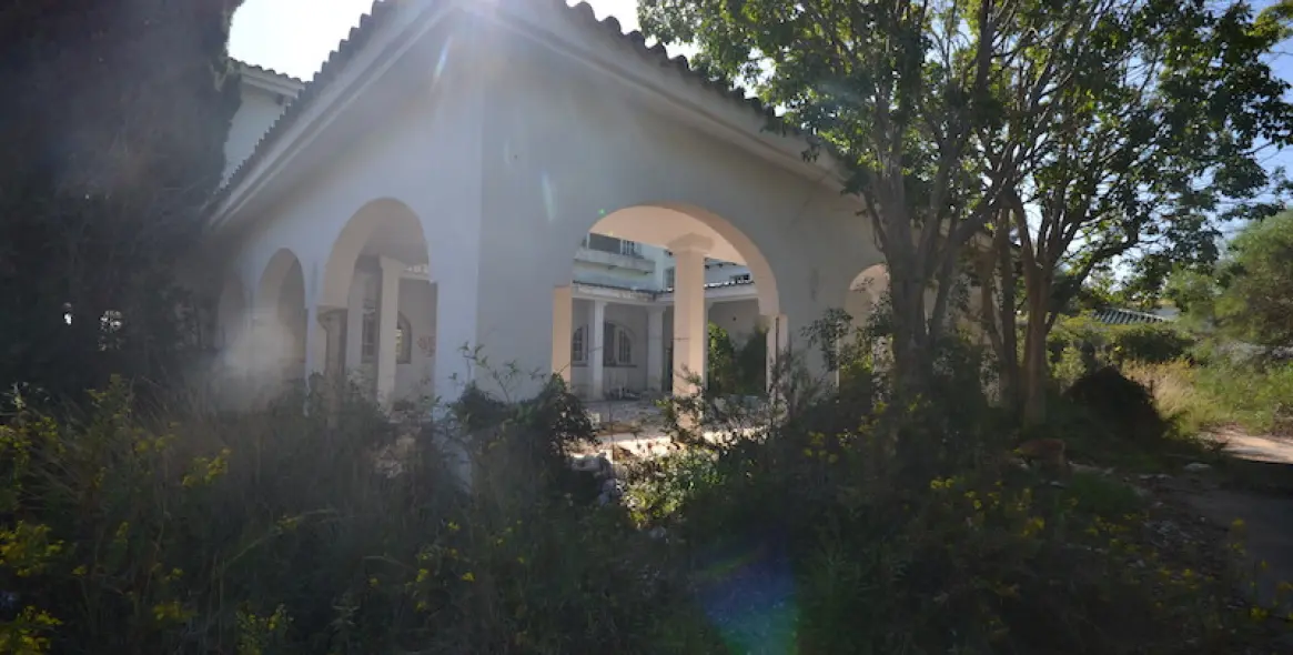 Venta de parcela residencial en Sierra Blanca 8