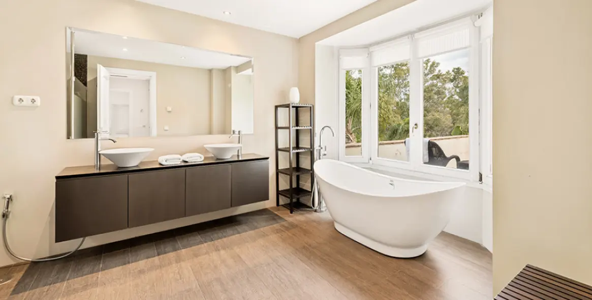 Продажа  отдельно стоящей виллы в Nueva Andalucía 22