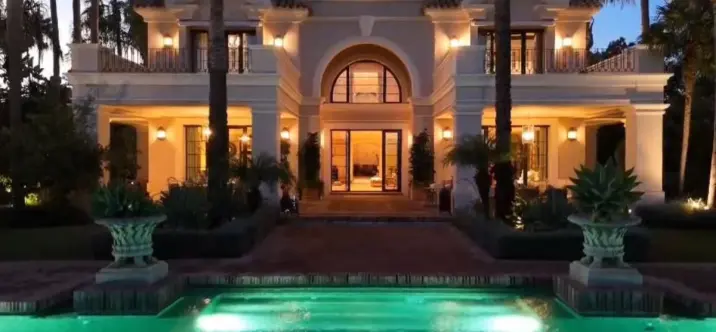 Venta de villa independiente en Guadalmina Baja 0